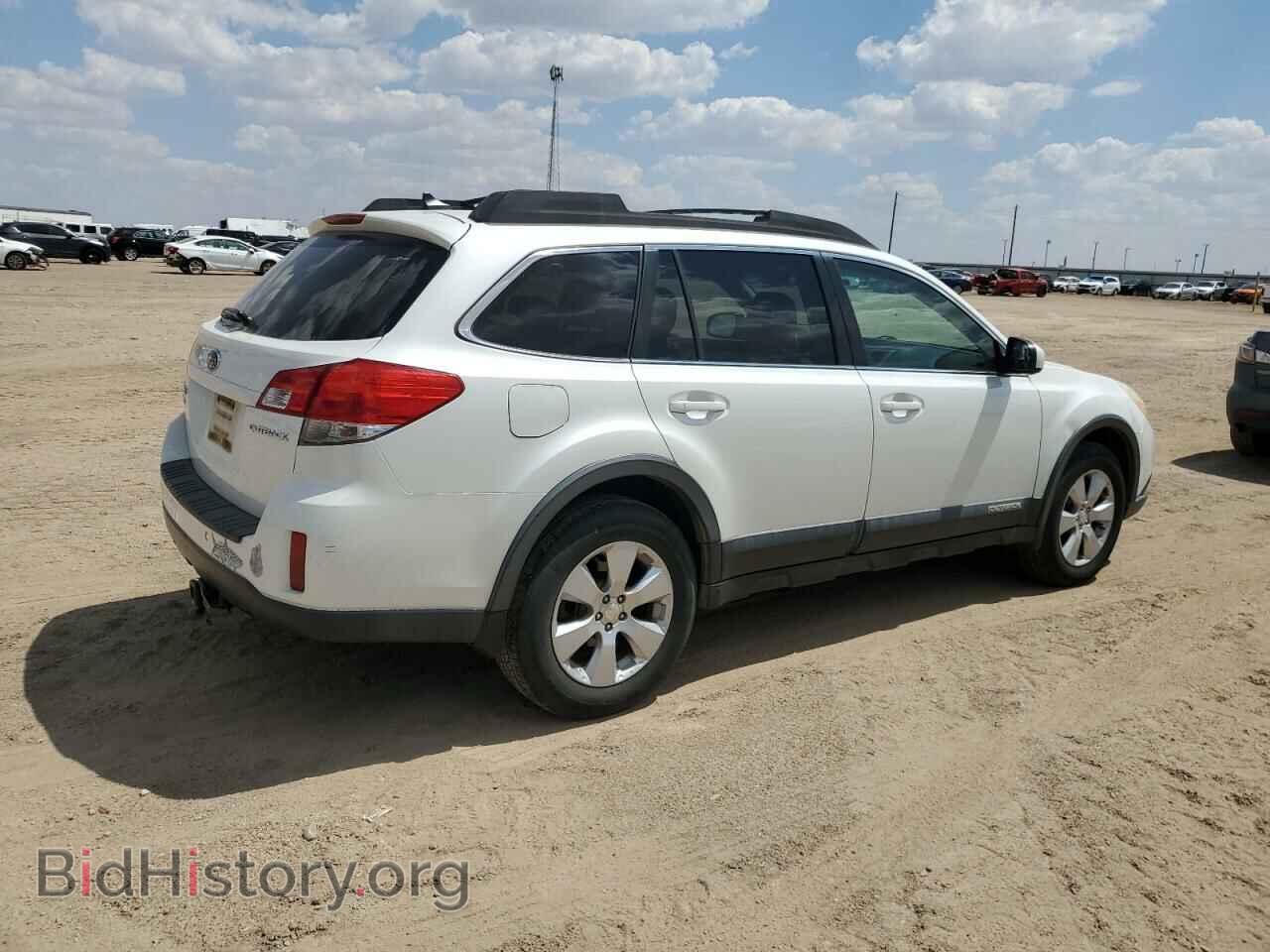 2011 SUBARU OUTBACK - VIN: 4S4BRCLC5B3381296 - Фото 3