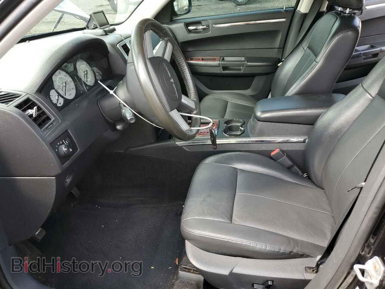 2010 CHRYSLER 300 - VIN: 2C3CA5CV6AH275839 - Фото 7