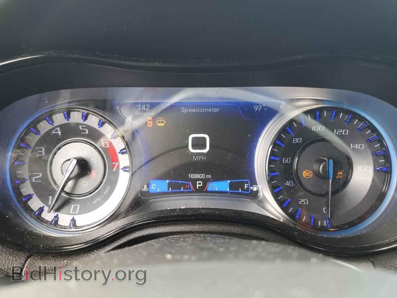 2019 CHRYSLER 300 - VIN: 2C3CCABT5KH704909 - Фото 9