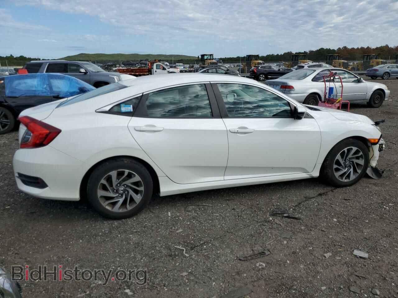 2017 HONDA CIVIC - VIN: 19XFC2F7XHE227278 - Фото 3