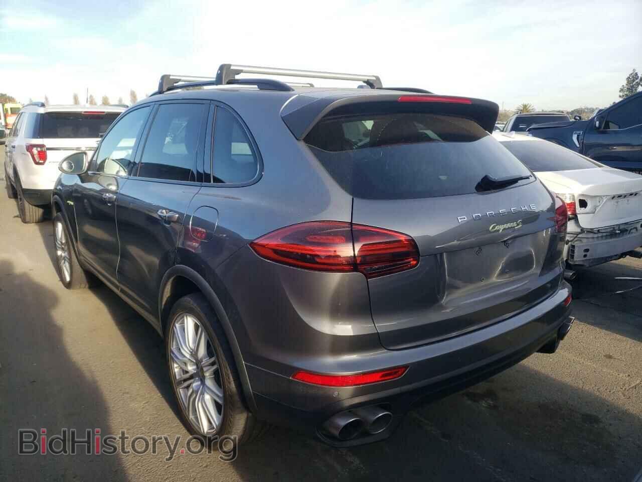 2016 PORSCHE CAYENNE - VIN: WP1AE2A24GLA63739 - Фото 2