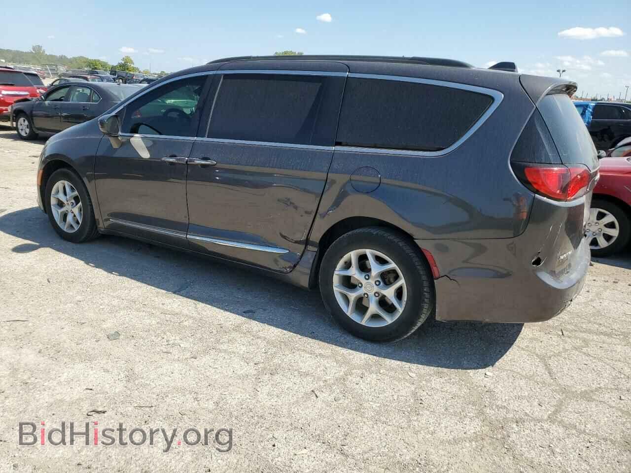 2017 CHRYSLER PACIFICA - VIN: 2C4RC1BG8HR820763 - Фото 2