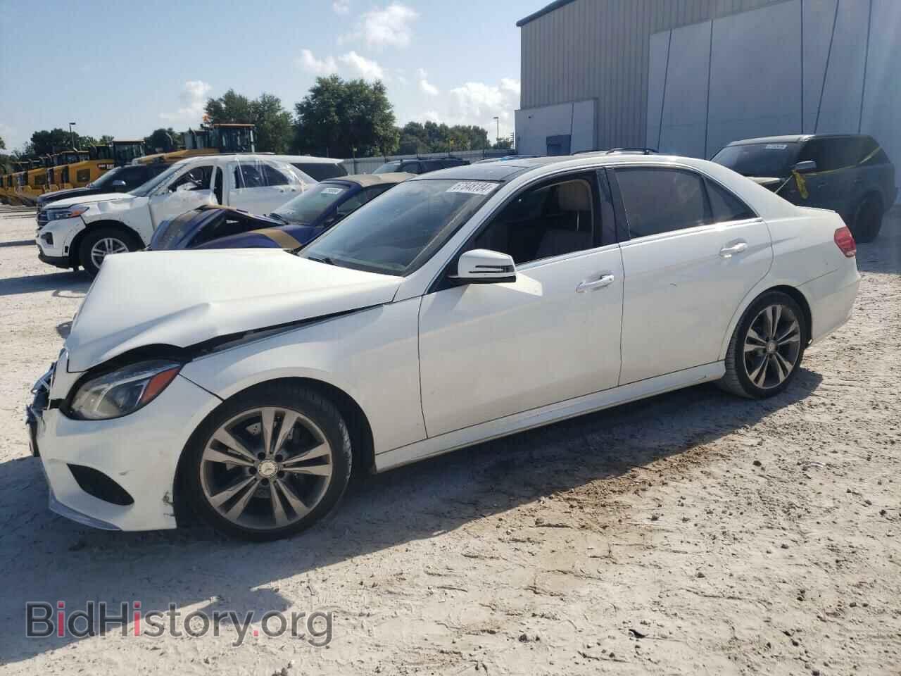 Photo WDDHF8JB4EA810030 - MERCEDES-BENZ E-CLASS 2014