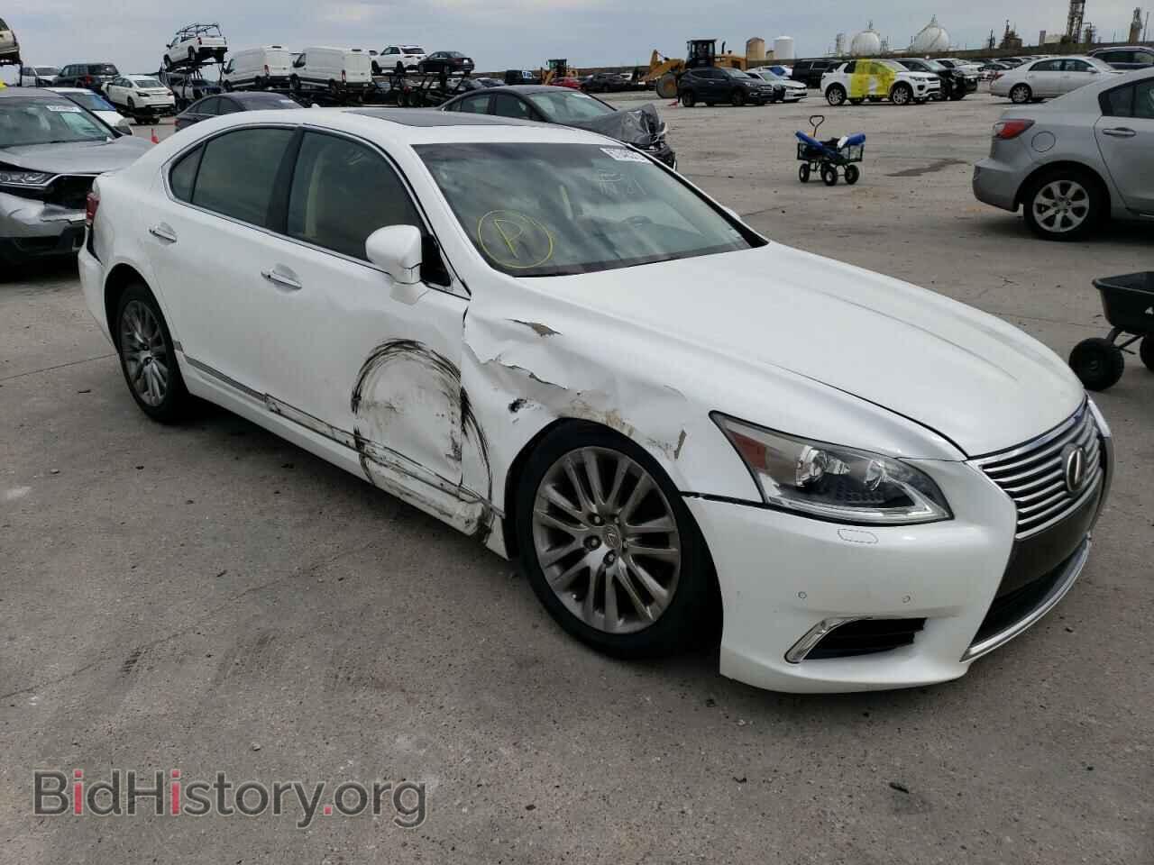 2013 LEXUS LS460 - VIN: JTHBL5EF7D5123845 - Photo 4