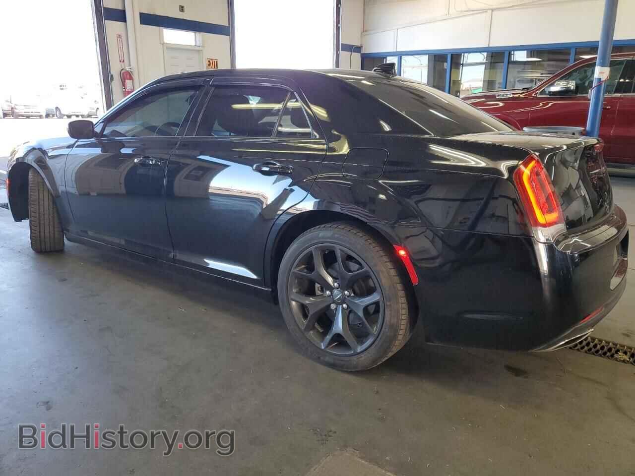 2021 CHRYSLER 300 - VIN: 2C3CCAAG6MH617494 - Фото 2