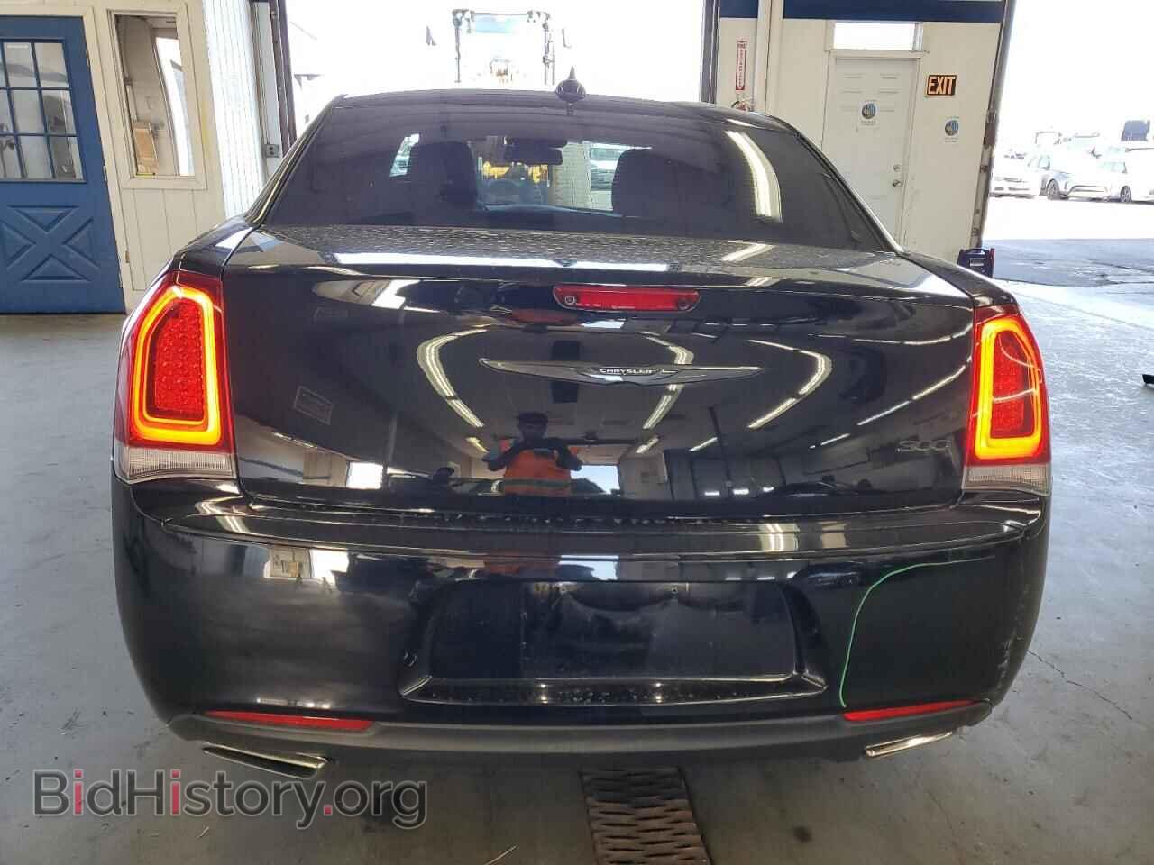 2021 CHRYSLER 300 - VIN: 2C3CCAAG6MH617494 - Фото 6