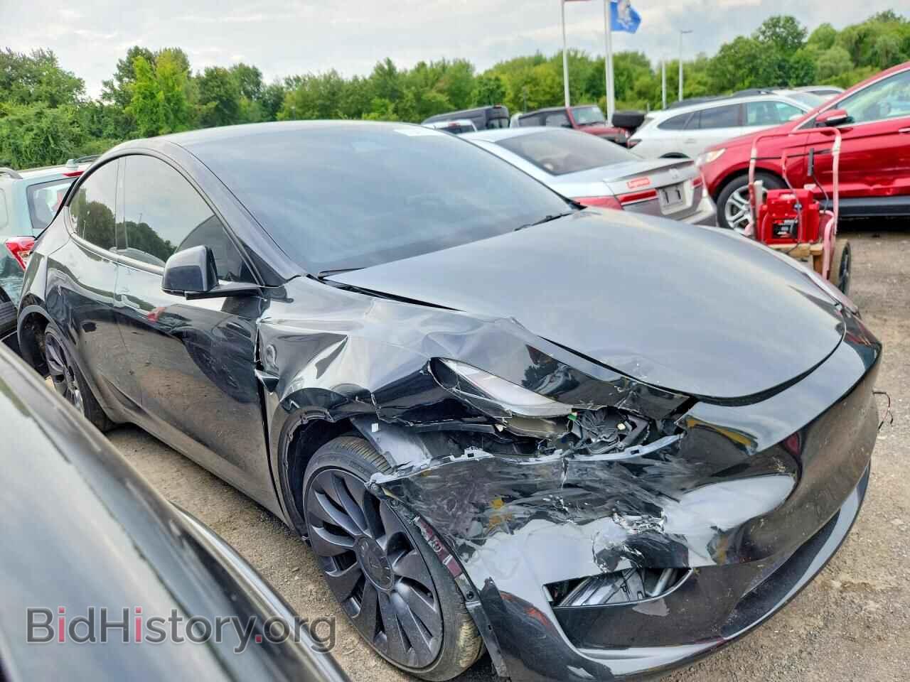 2024 TESLA MODEL Y - VIN: 7SAYGDEF9RA299280 - Photo 4