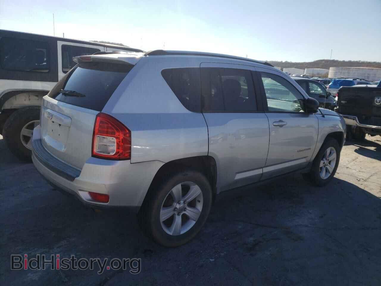 2011 JEEP COMPASS - VIN: 1J4NT1FA6BD240971 - Photo 3