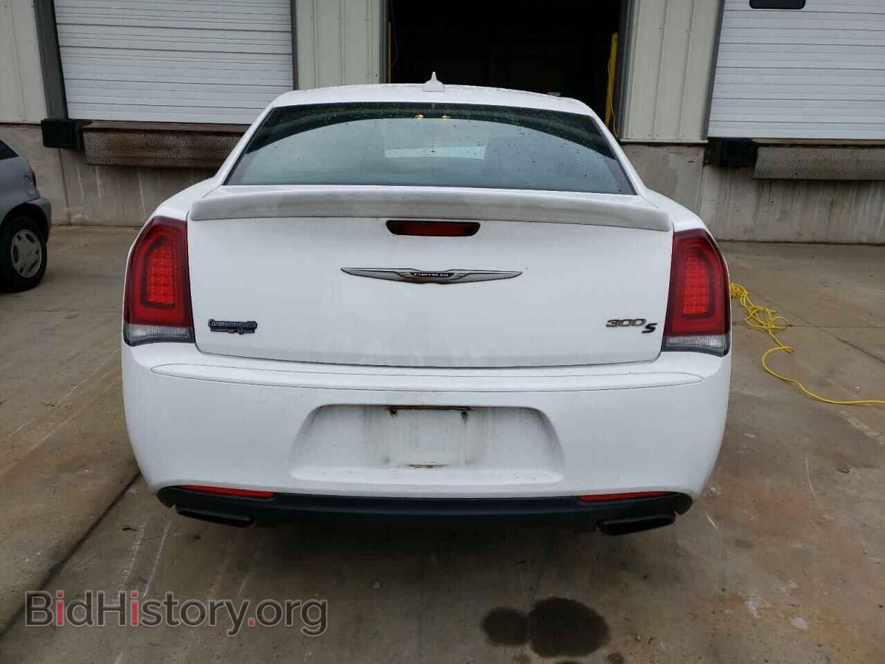 2017 CHRYSLER 300 - VIN: 2C3CCABG1HH668437 - Фото 6