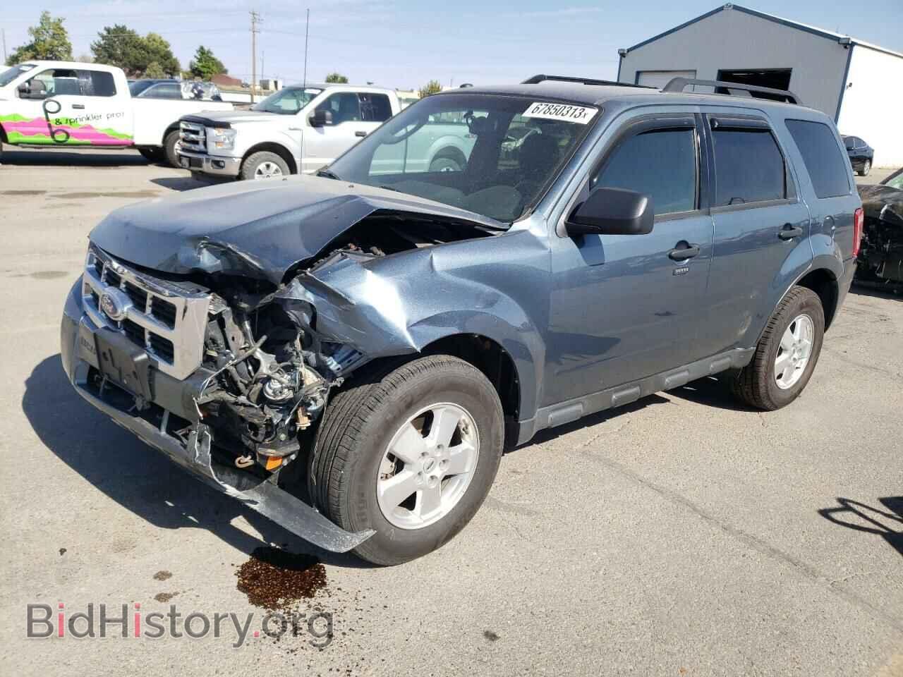 Фотография 1FMCU0D73BKC11141 - FORD ESCAPE 2011