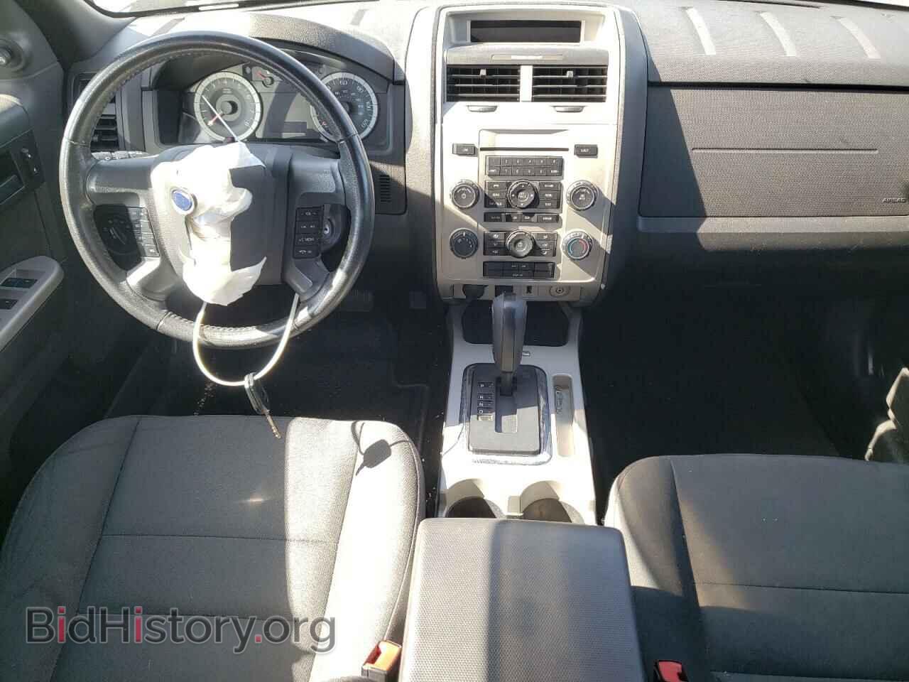 2011 FORD ESCAPE - VIN: 1FMCU0D73BKC11141 - Фото 8
