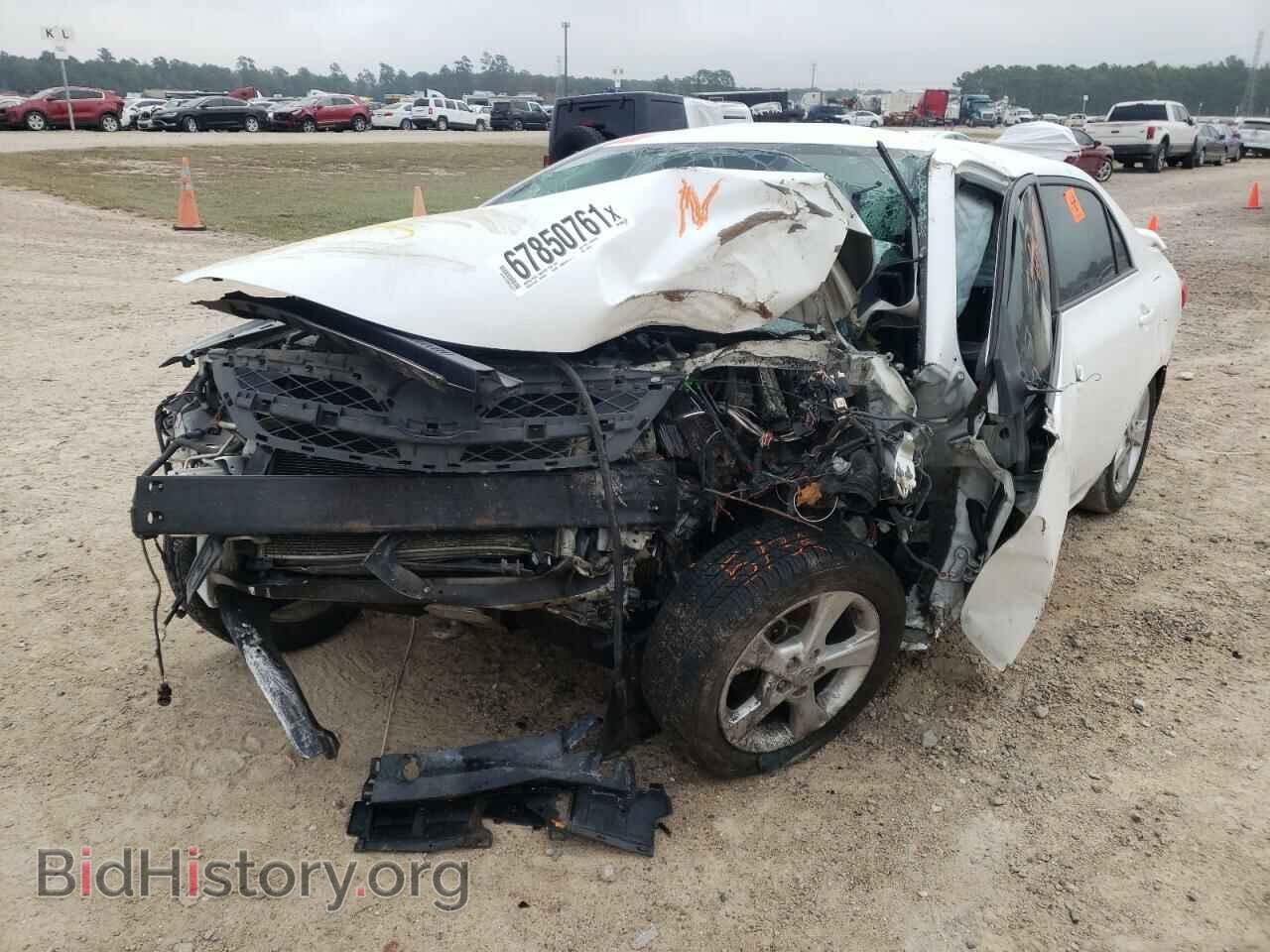 2011 TOYOTA COROLLA - VIN: 2T1BU4EE8BC735973 - Фото 2