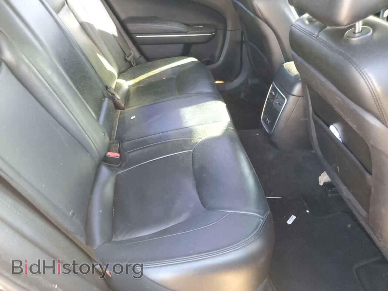 2016 CHRYSLER 300 - VIN: 2C3CCARG2GH216937 - Фото 10