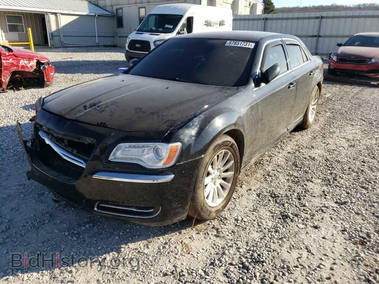 2012 CHRYSLER 300 - VIN: 2C3CCAAG6CH196973 - Фото 2