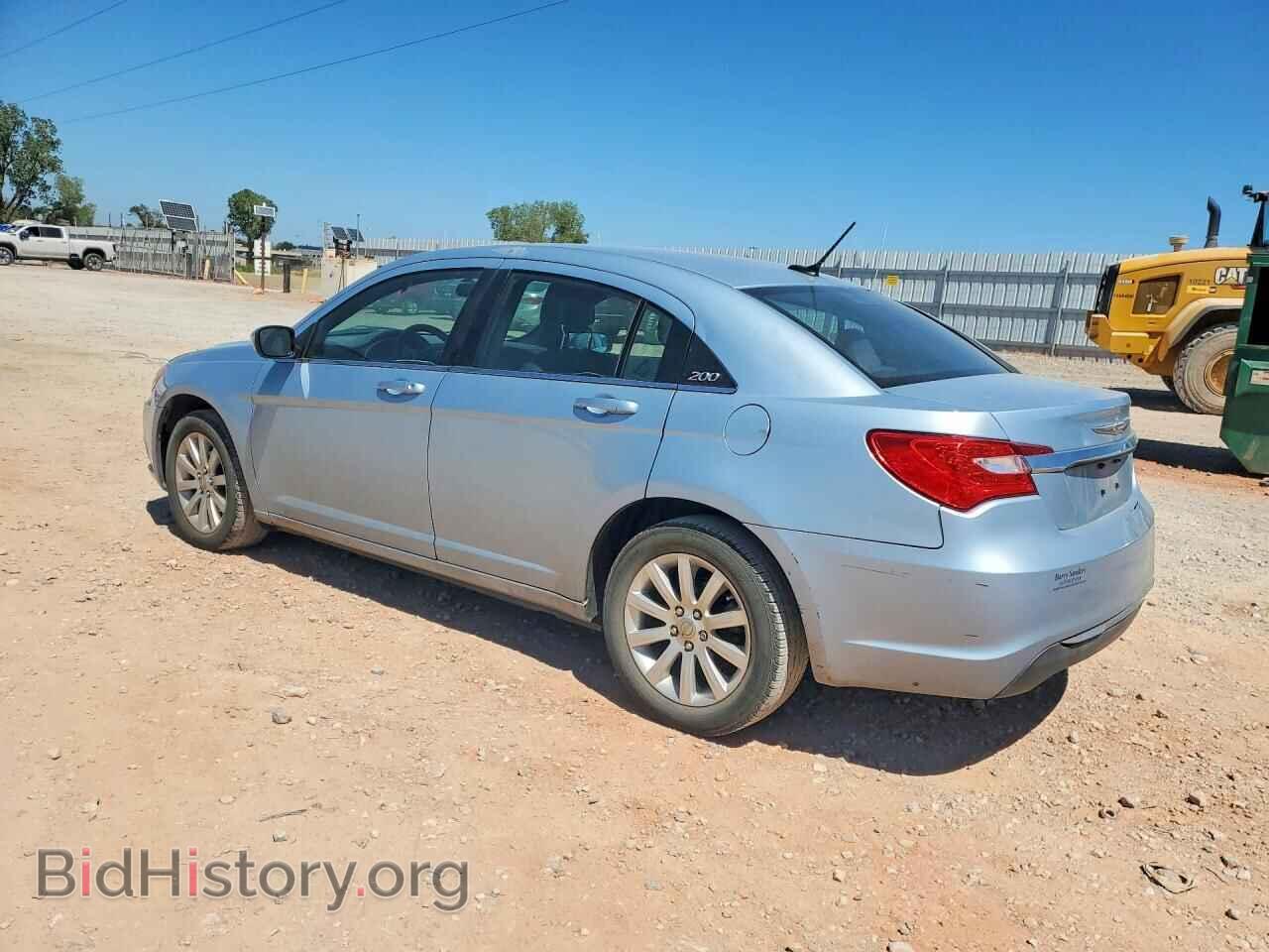 2013 CHRYSLER 200 - VIN: 1C3CCBBB3DN723014 - Фото 2