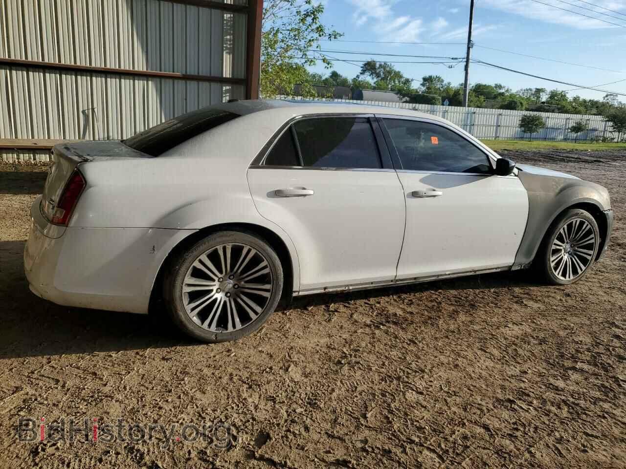 2013 CHRYSLER 300 - VIN: 2C3CCABT3DH651534 - Фото 3