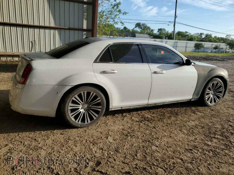 2013 Chrysler 300 (VIN 2C3CCABT3DH651534) — photo 3 of 13