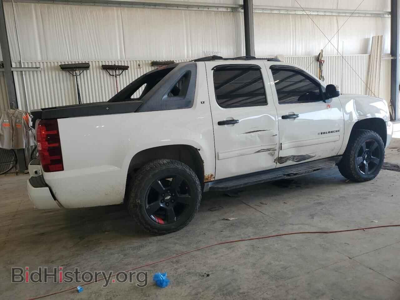 2011 CHEVROLET AVALANCHE - VIN: 3GNTKFE34BG139986 - Фото 3