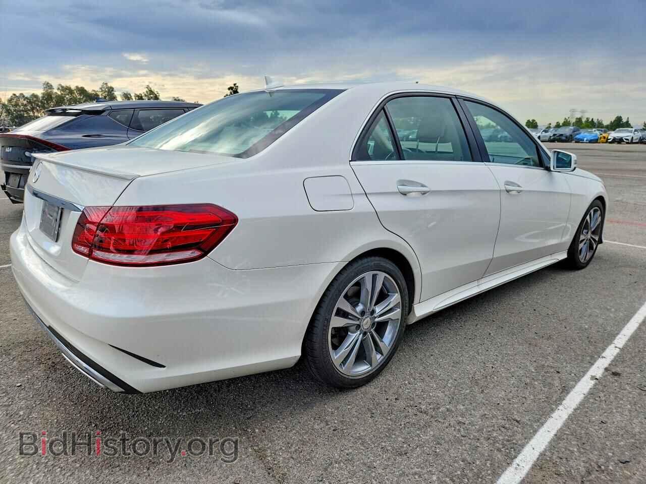 2014 MERCEDES-BENZ E-CLASS - VIN: WDDHF5KB3EA950387 - Фото 3