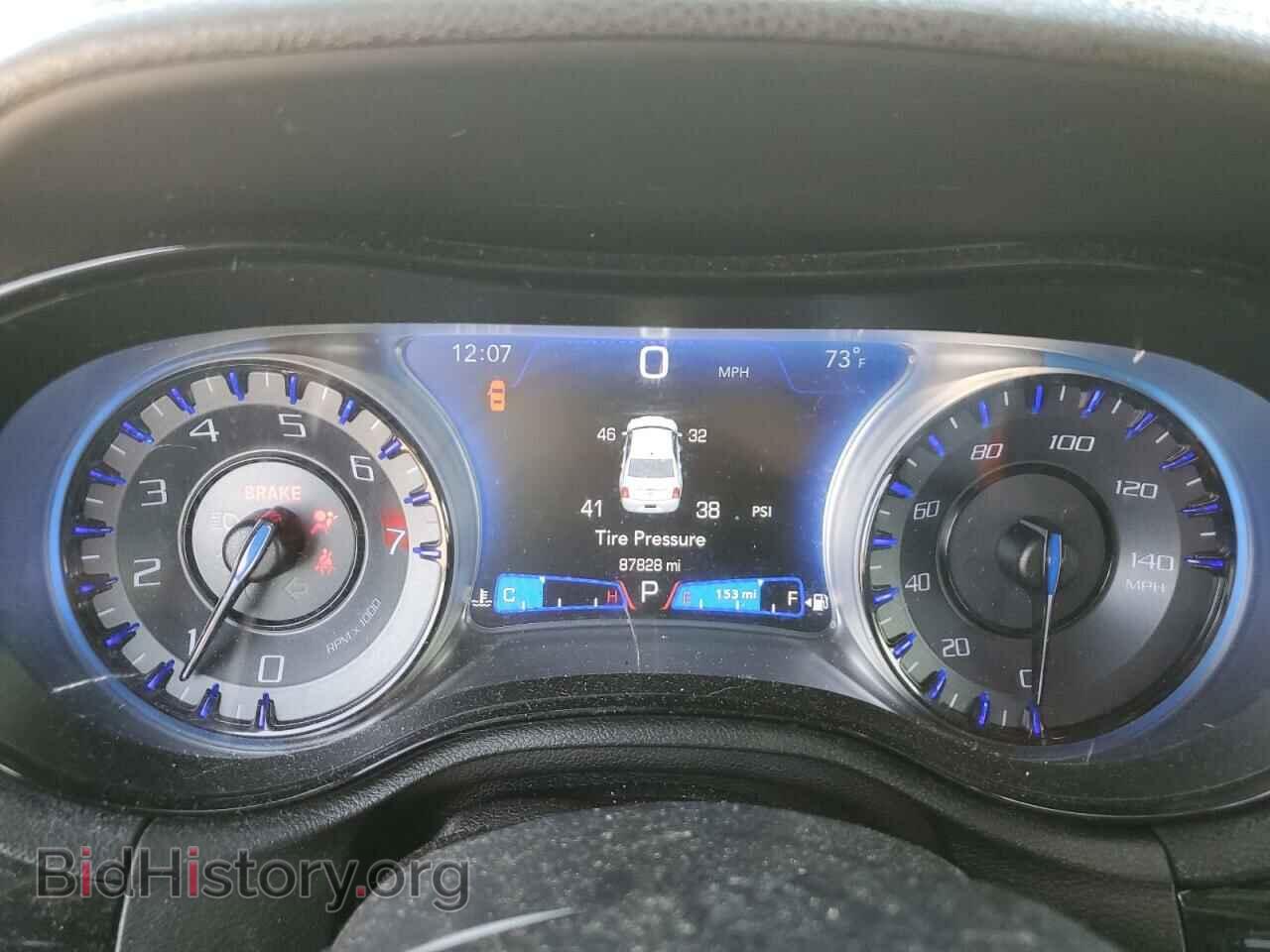2019 CHRYSLER 300 - VIN: 2C3CCAGG2KH689927 - Фото 9