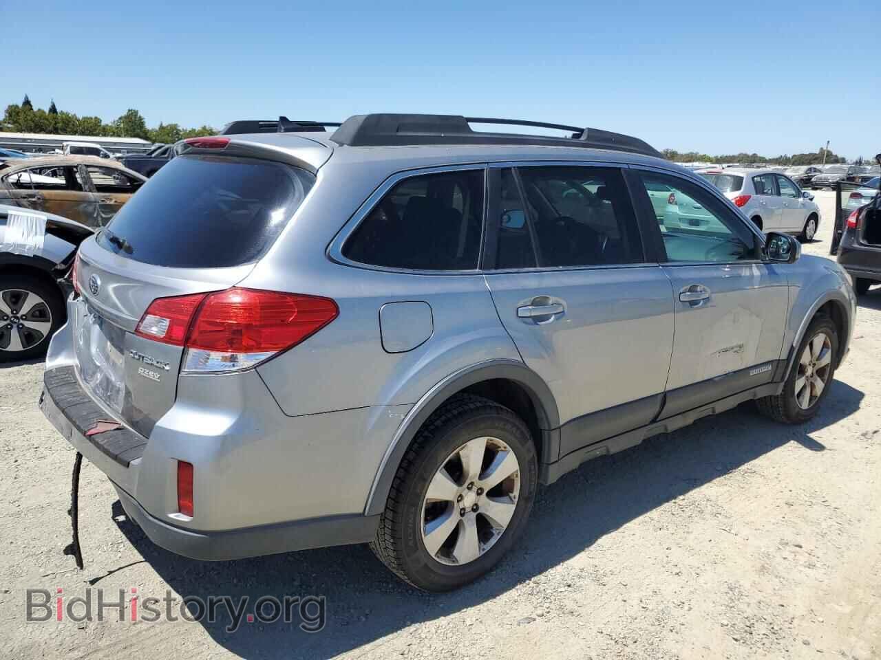 2011 SUBARU OUTBACK - VIN: 4S4BRBKC8B3406591 - Фото 3
