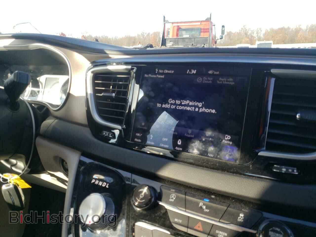 2018 CHRYSLER PACIFICA - VIN: 2C4RC1BG9JR292169 - Фото 9