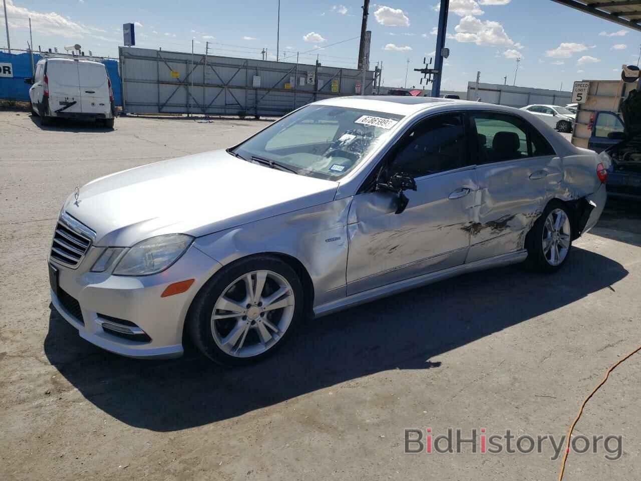 Photo WDDHF5KB4CA537519 - MERCEDES-BENZ E-CLASS 2012