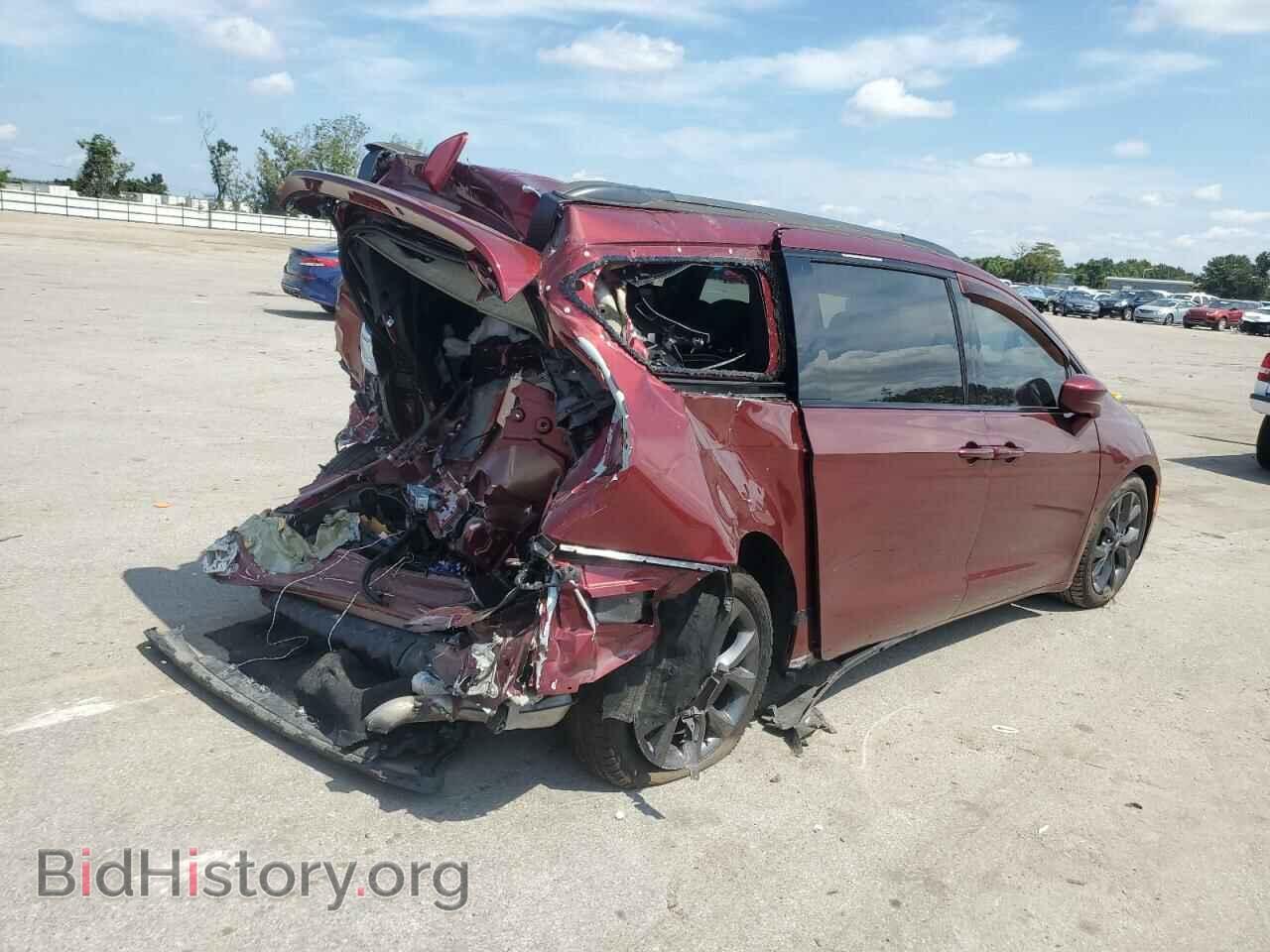 2018 CHRYSLER PACIFICA - VIN: 2C4RC1FG2JR197981 - Фото 3