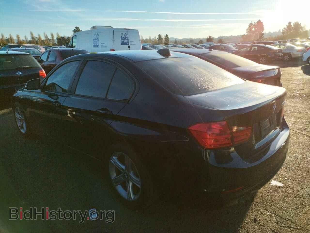 2012 BMW 3 SERIES - VIN: WBA3A5C55CF343853 - Фото 2
