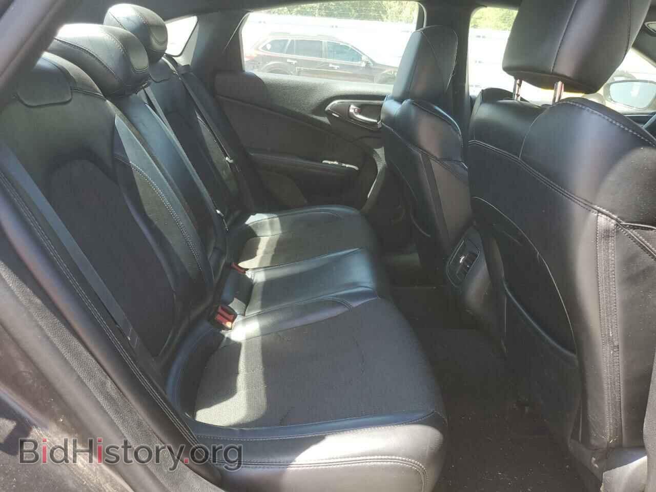 2015 CHRYSLER 200 - VIN: 1C3CCCBB3FN631975 - Фото 10