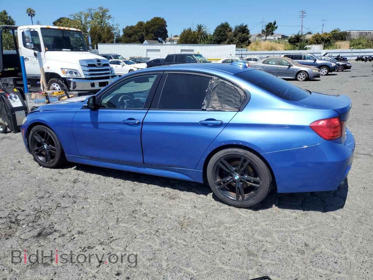 2013 BMW 3 SERIES - VIN: WBA3A5C56DF353583 - Фото 2
