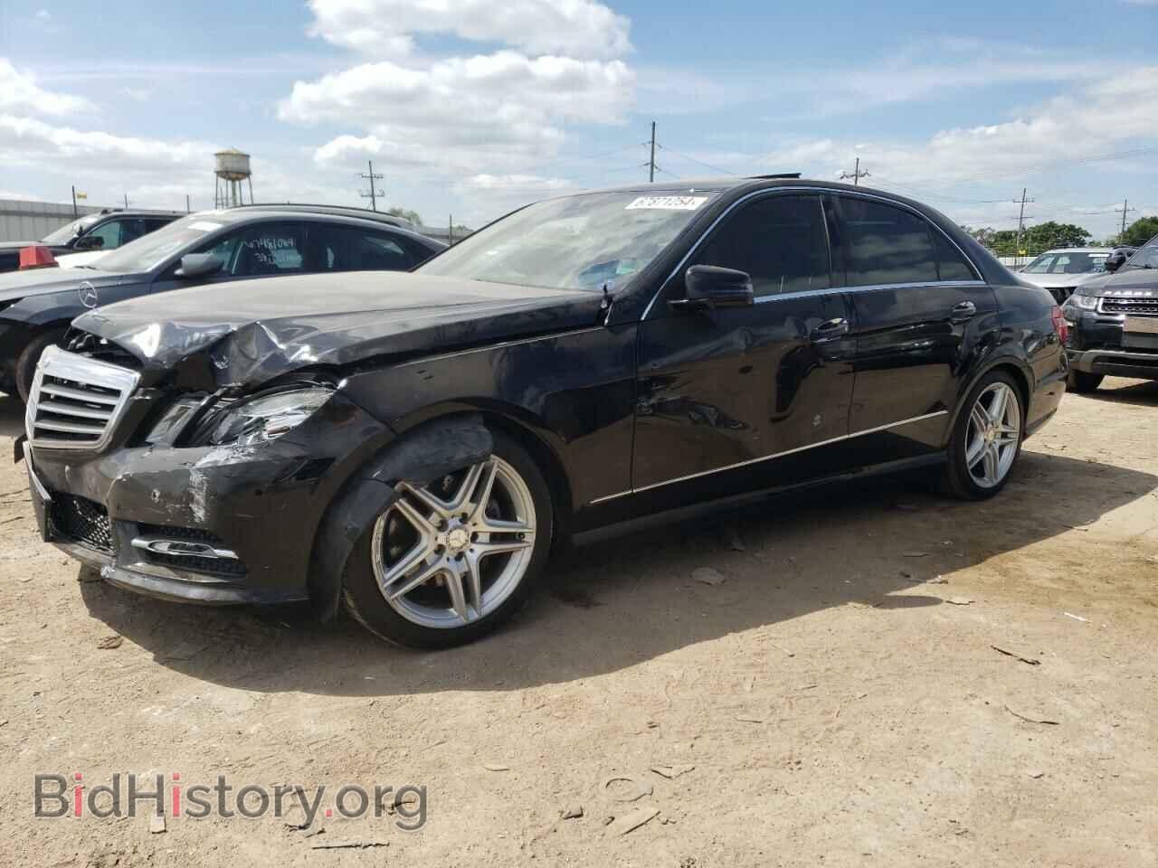 Photo WDDHF8JB8DA710933 - MERCEDES-BENZ E-CLASS 2013
