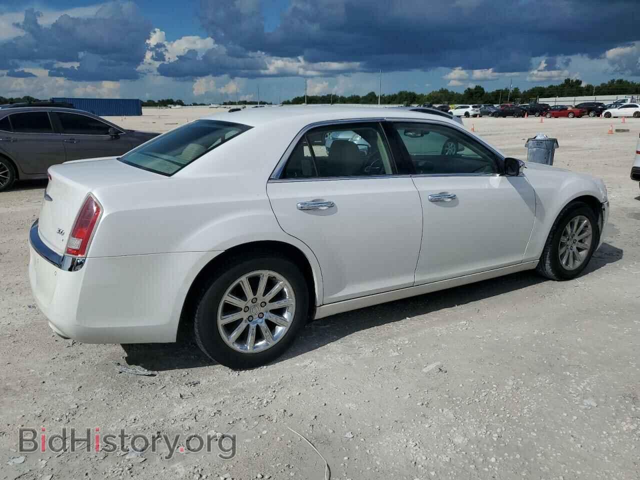 2011 CHRYSLER 300 - VIN: 2C3CA5CG2BH528478 - Фото 3