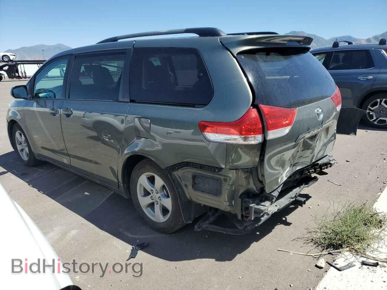 2011 TOYOTA All Models - VIN: 5TDKK3DC3BS152217 - Фото 2