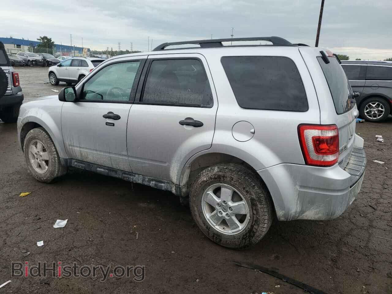 2012 FORD ESCAPE - VIN: 1FMCU0D71CKC81173 - Фото 2