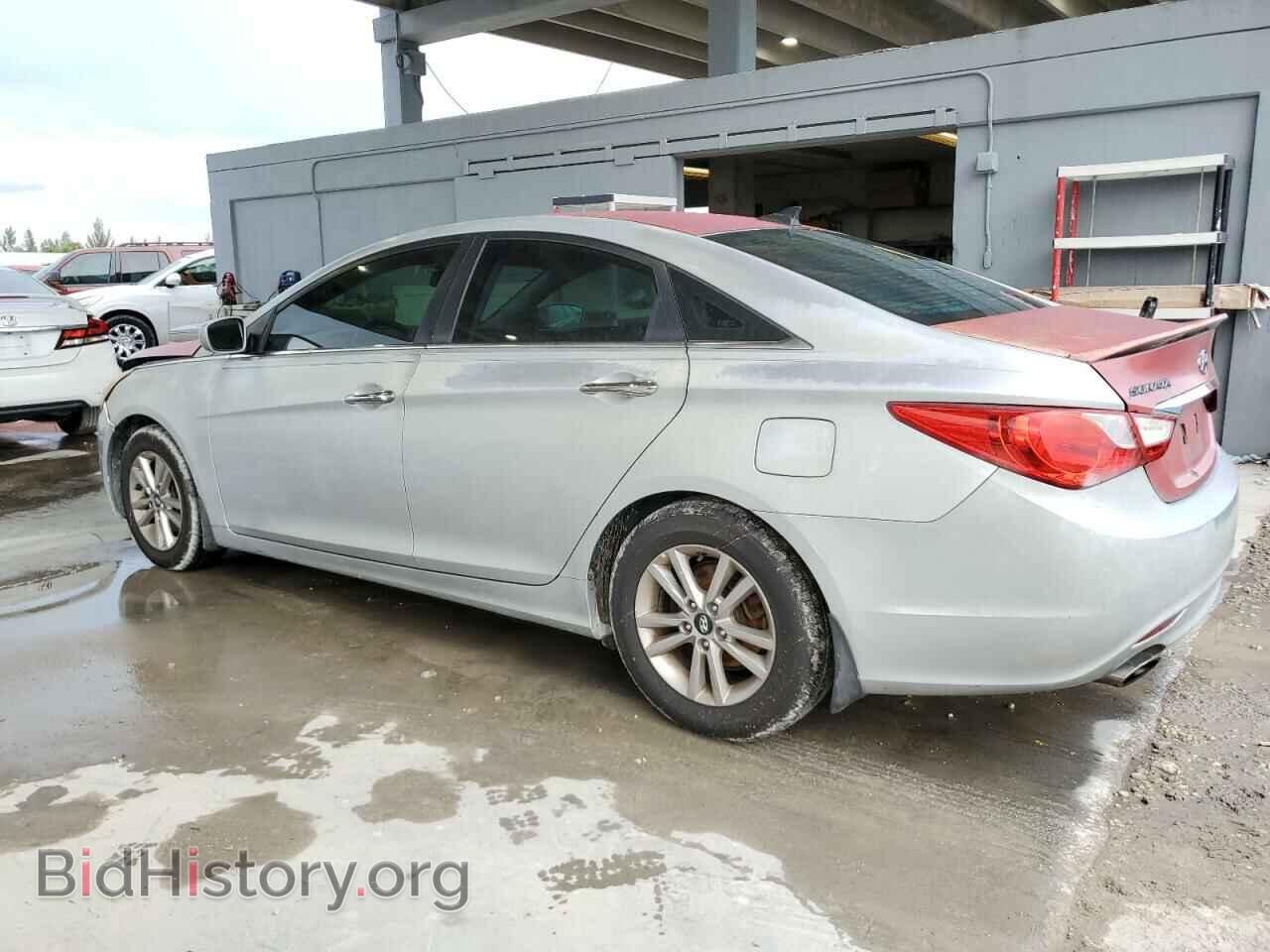 2013 HYUNDAI SONATA - VIN: 5NPEC4AC6DH687698 - Фото 2