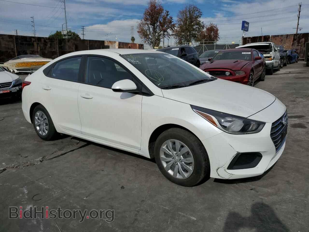 2019 HYUNDAI ACCENT - VIN: 3KPC24A33KE040297 - Фото 4