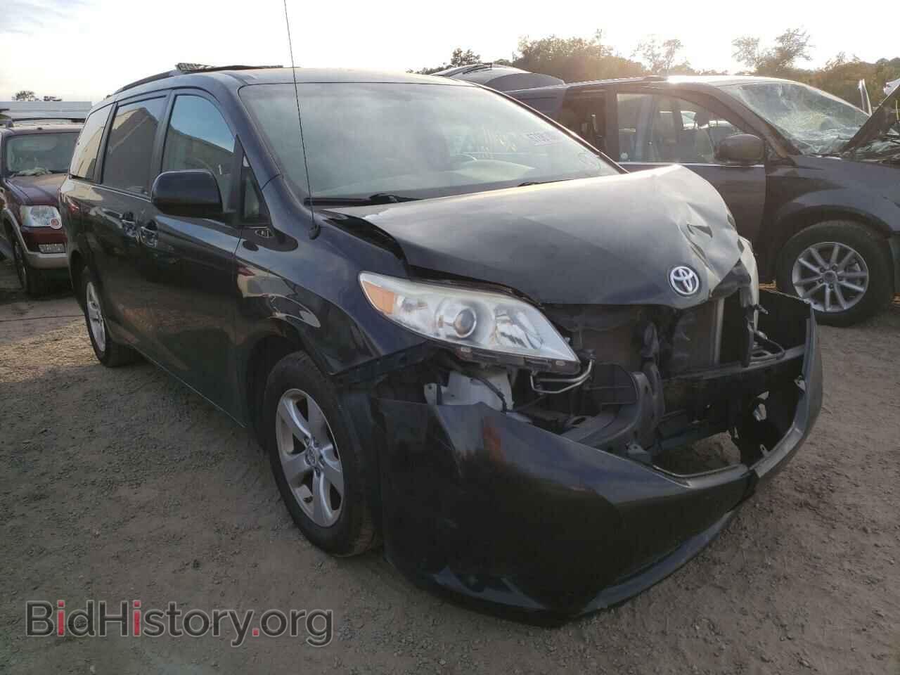 Фотография 5TDKK3DC3CS245045 - TOYOTA SIENNA 2012