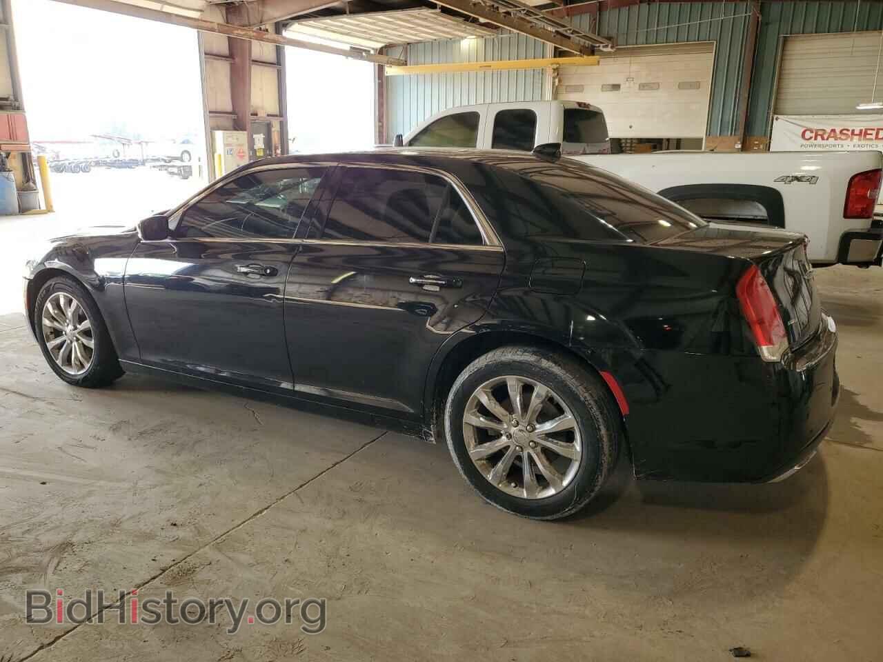 2015 CHRYSLER 300 - VIN: 2C3CCARG4FH803588 - Photo 2
