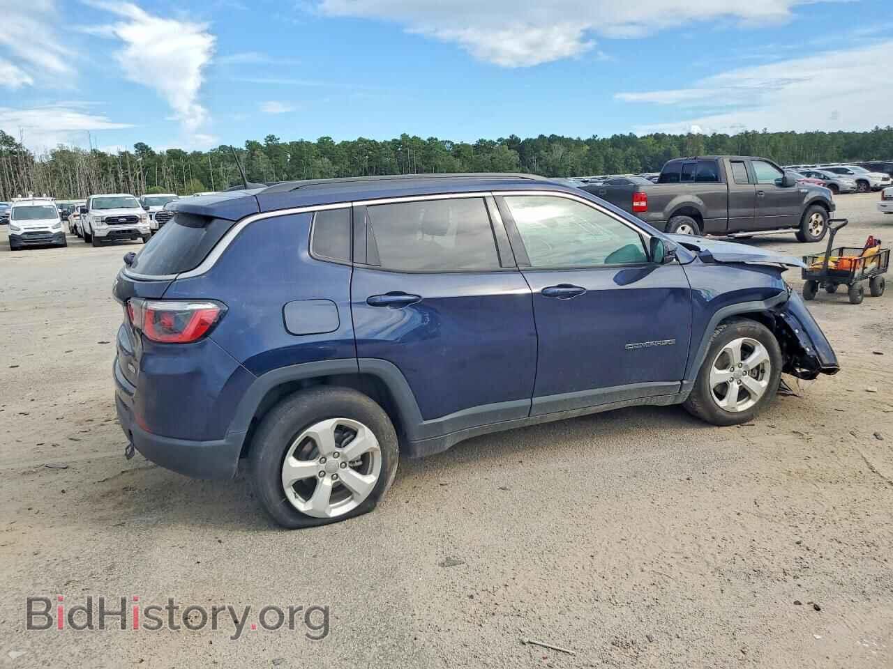 2019 JEEP COMPASS - VIN: 3C4NJCBB7KT685493 - Фото 3