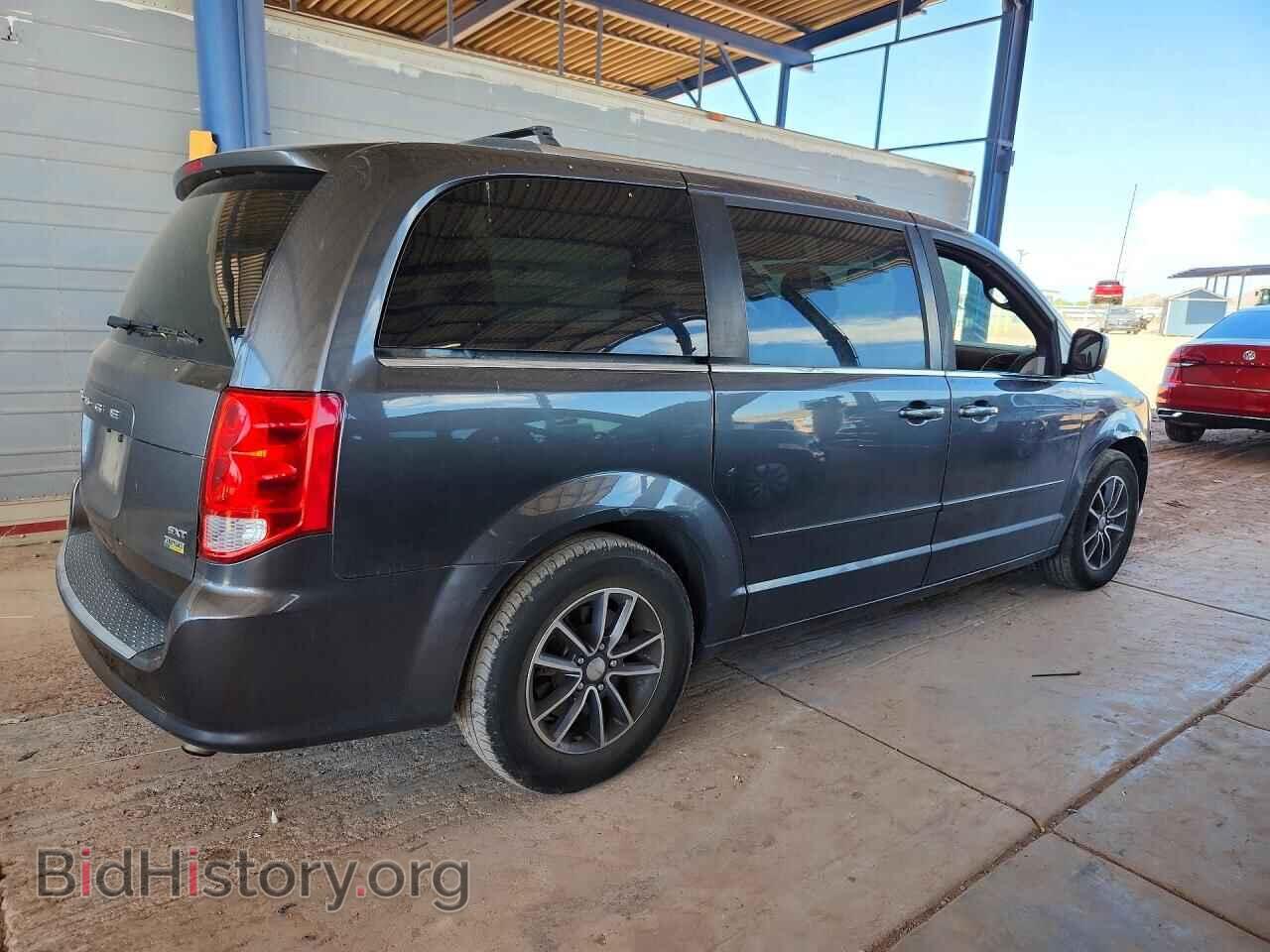 2017 Dodge CARAVAN (VIN 2C4RDGCG2HR690512) — photo 3 of 13