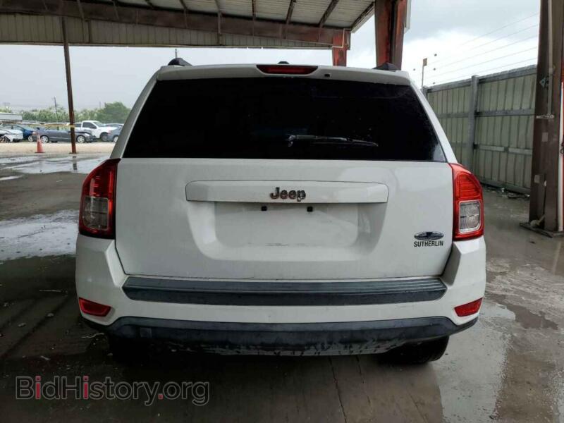 2011 Jeep COMPASS (VIN 1J4NT1FA9BD150794) — фото 6 из 12