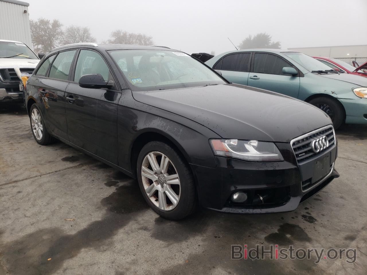 Photo WAUSFAFL8BA077370 - AUDI A4 2011