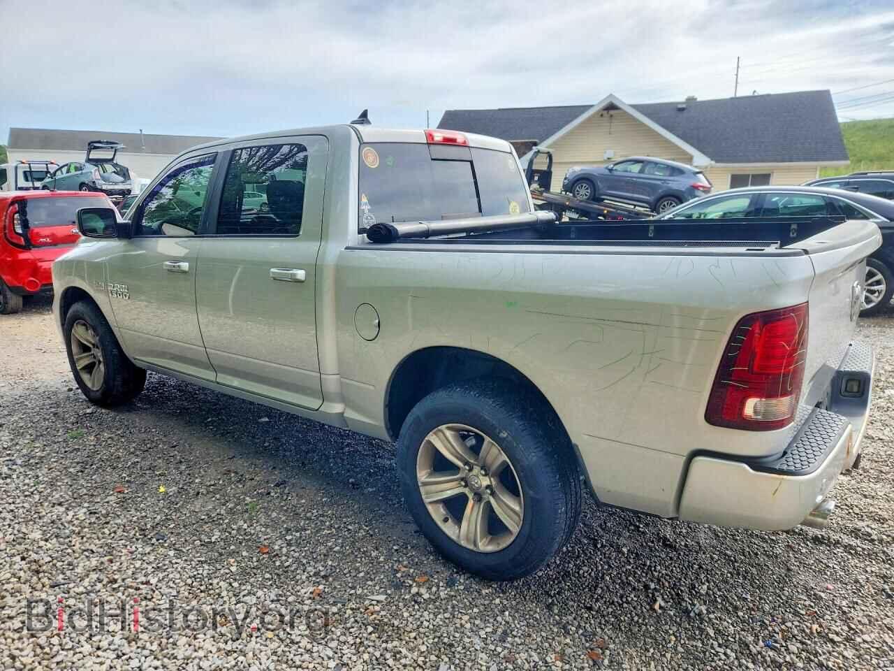 2016 RAM 1500 - VIN: 1C6RR7MT2GS271660 - Фото 2