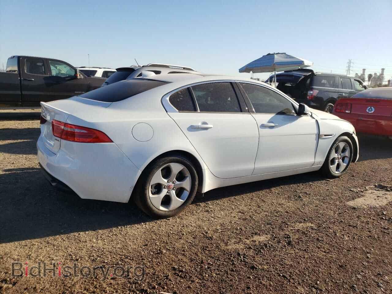 2017 JAGUAR XE - VIN: SAJAR4BG8HA965014 - Фото 3