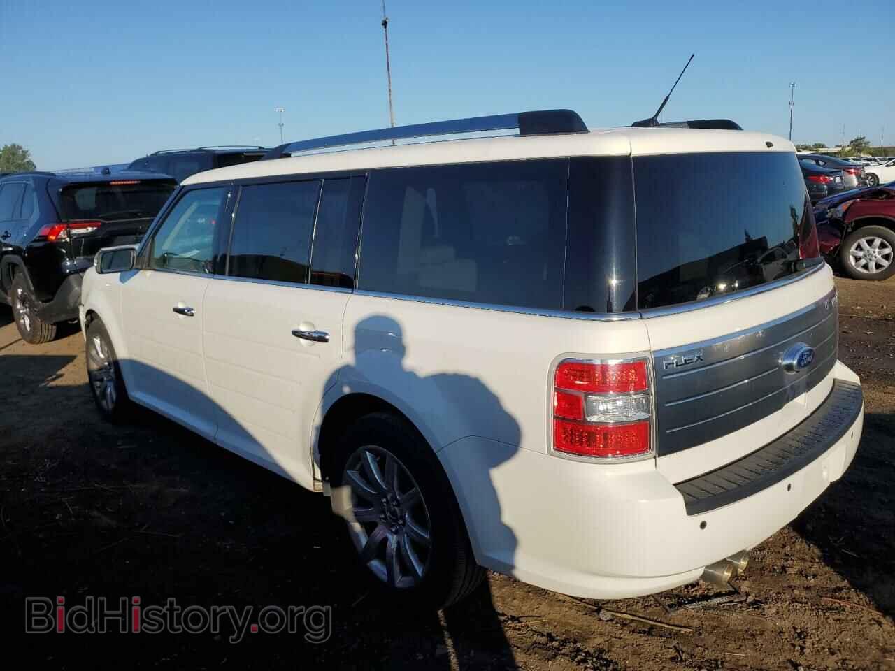 2011 FORD FLEX - VIN: 2FMGK5DC5BBD27047 - Photo 2