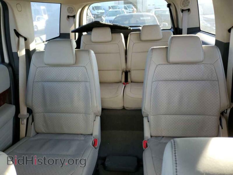 2011 Ford FLEX (VIN 2FMGK5DC5BBD27047) — photo 10 of 13