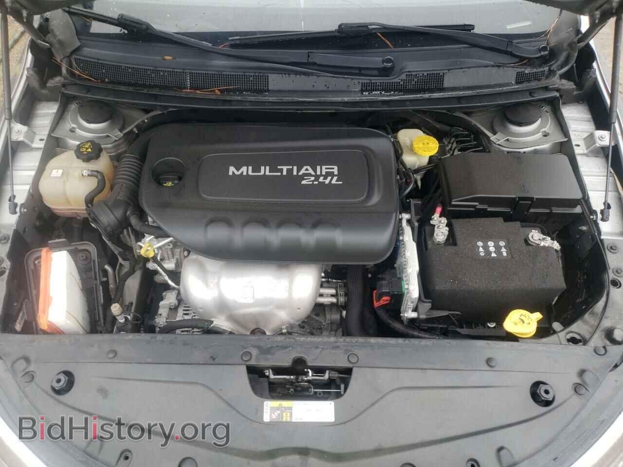 2016 CHRYSLER 200 - VIN: 1C3CCCAB9GN156092 - Фото 7