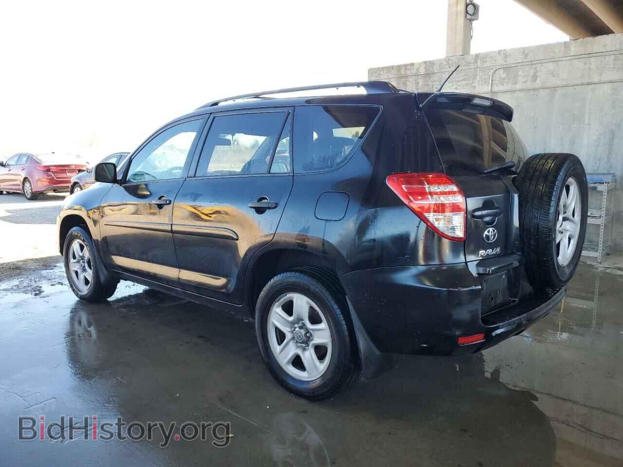 2011 TOYOTA RAV4 - VIN: 2T3BF4DV2BW105643 - Фото 2