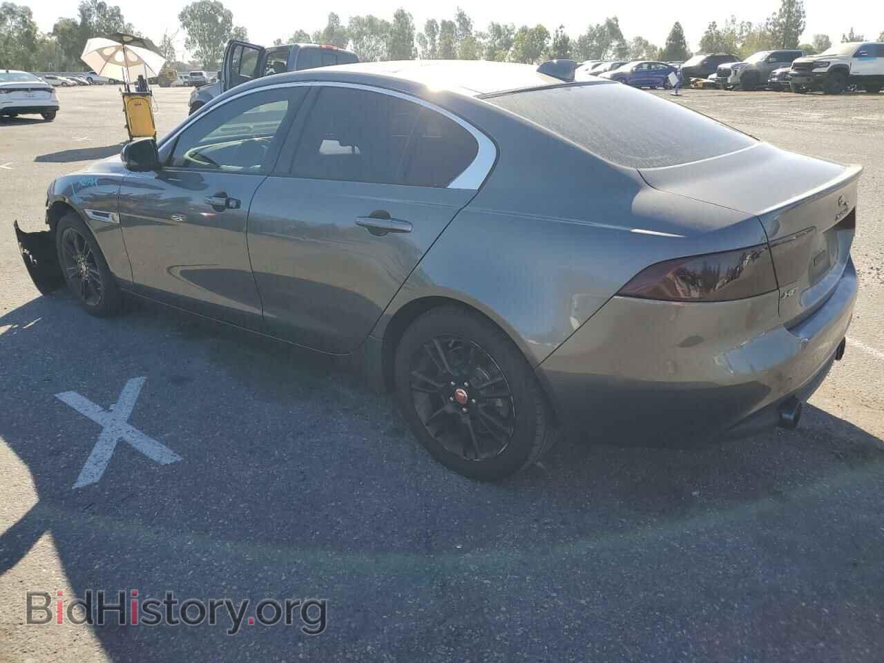 2017 JAGUAR XE - VIN: SAJAD4BG9HA949113 - Фото 2